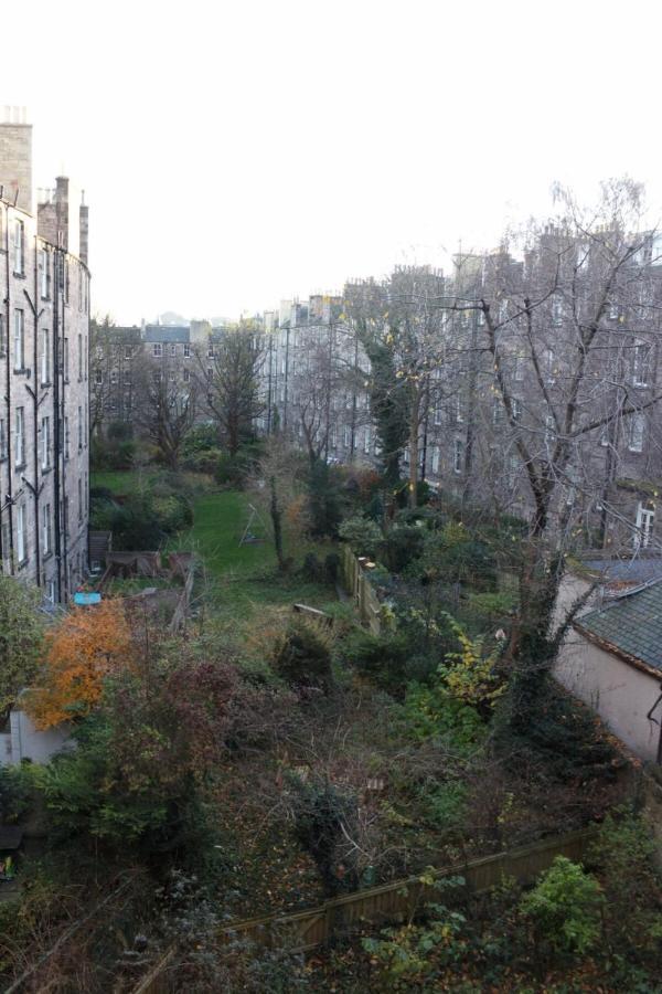 Traditional Apartment Oer The Meadows Edinburgh Exterior photo